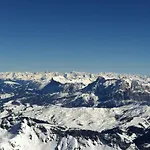 Cima Pape Apartment